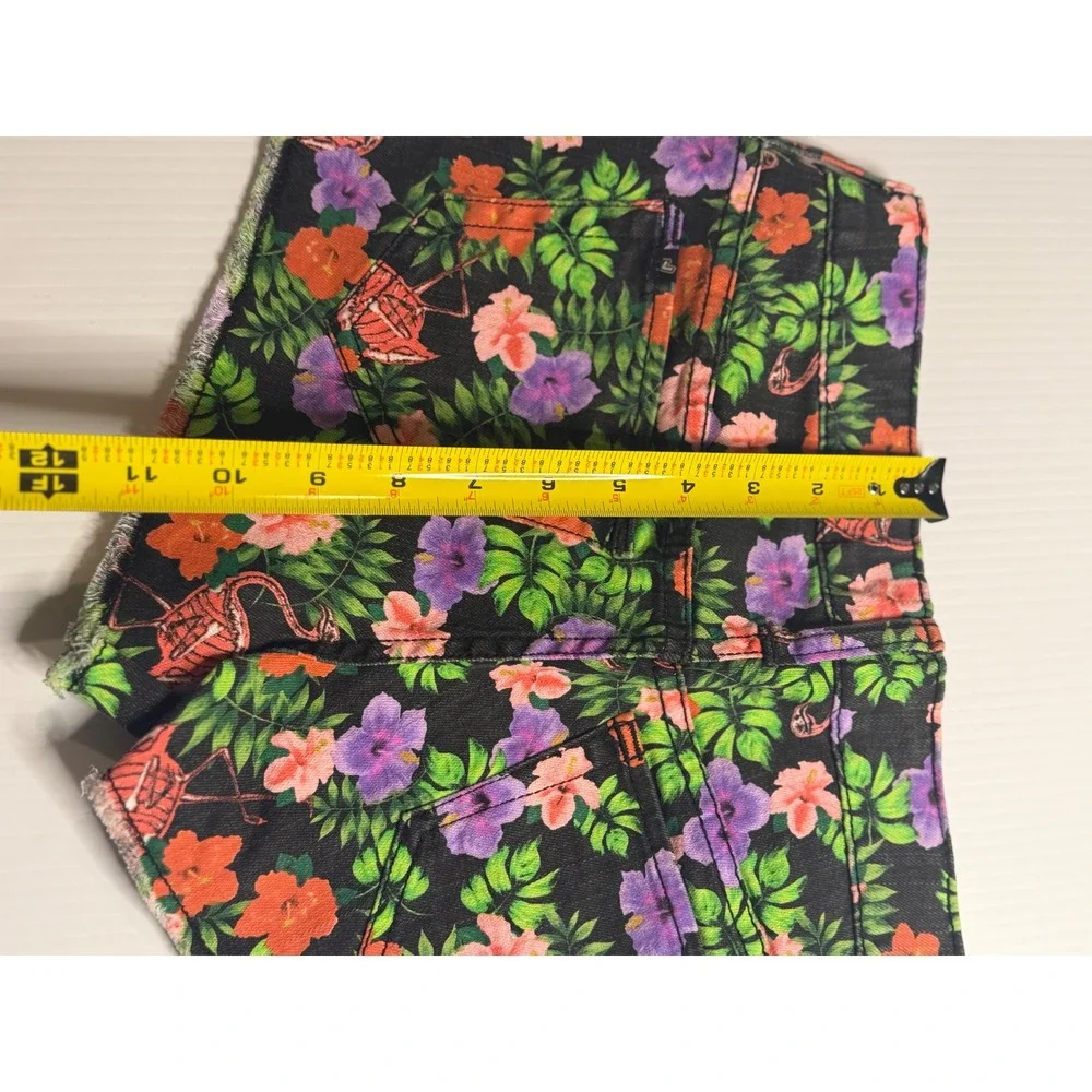 Lovesick Denim Shorts Black Floral Flamingo Tropical Cut Off Raw Hem 1 Women‎